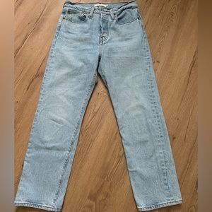 Levis Wedgie Straight Jeans